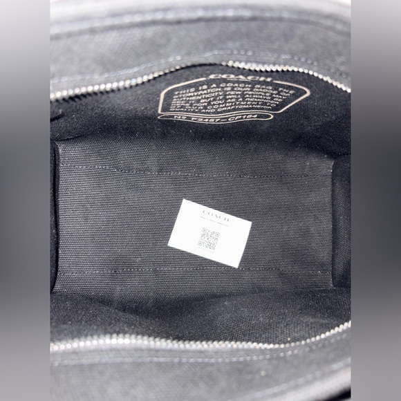 COACH Cargo Tote 26 Black Canvas Crossbody Bag - Excellent Condition - Picture 12 of 14